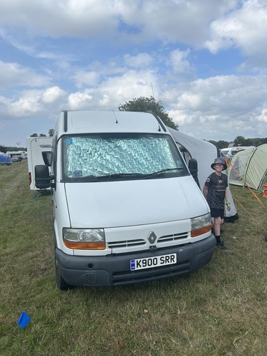 Camper van karting race - camper,