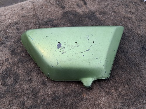 Kawasaki kz200a 200 - 200, right