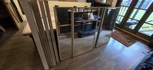 Sliding mirror wardrobe doors