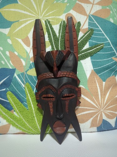 Authentic hand carved kenyan - hand,