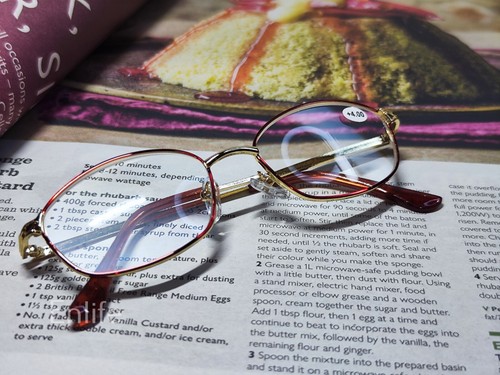Ladies reading glasses - , –