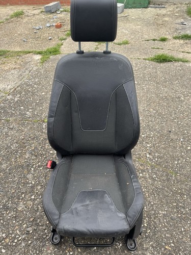 Ford fiesta passenger - ford, side