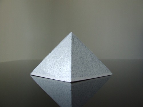 Orgone pyramid orgonite - pyramid,
