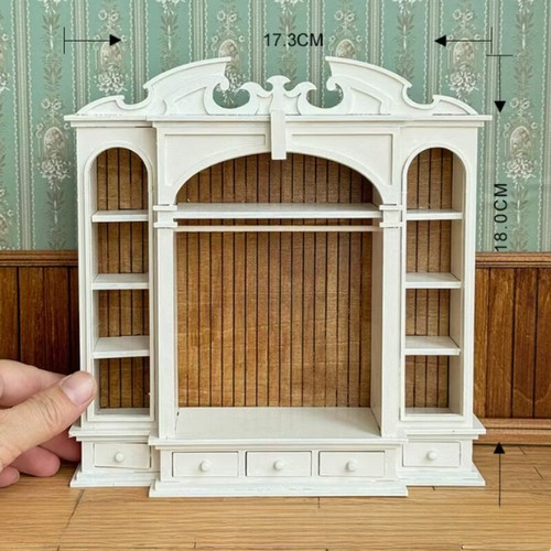 Dolls house miniatures 12 - dolls, 1:12