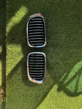 From BMW E46 3.25ci  2DR Coupe 2003 Prefacelift Kidney Grill Chrome Pair