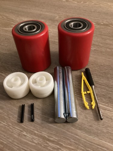 Pallet jack truck - pallet, wheels