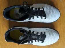 Nike Majesty Futsal Shoes , size 4