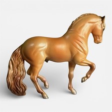 Breyer Stablemates | Peach