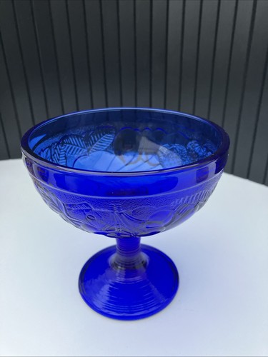 Vintage luminarc cobalt - 70’s,