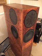 AUDIO PHYSIC MEDEA SEMI ACTIVE FLOORSTANDING SPEAKERS