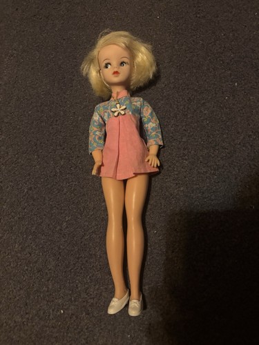 Walker sindy doll side - doll, part