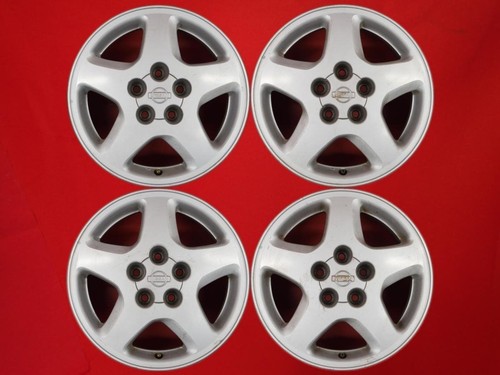 Set nissan genuine - 5, aero