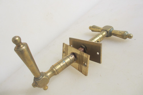 Antique brass lever door - brass,