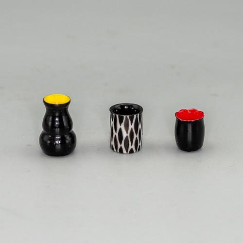 Dolls house artisan - 1:12,