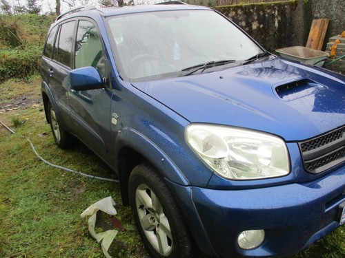 Toyota rav4 breaking - toyota,