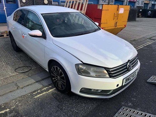 Passat breaking 2012 - vw,