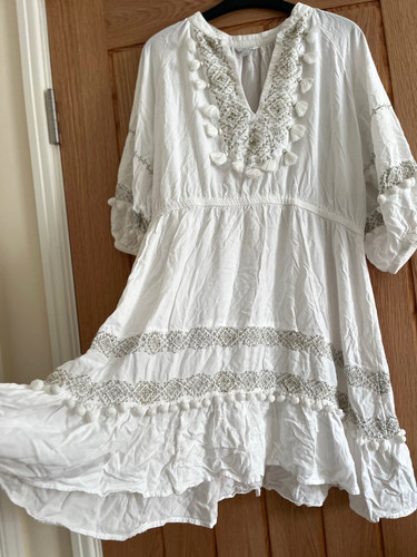 Monsoon white pompom trim - white,