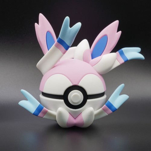 0700 sylveon pokeball - sylveon,