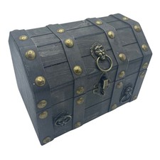 Large treasure chest - large, grey