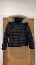 Tommy Hilfiger Women's Puffer Jacket Size S
