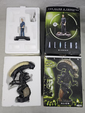 ALIEN HEAD KNOCKER BOBBLE HEAD