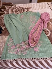 Ladies Asian Outfit In 3 Piece