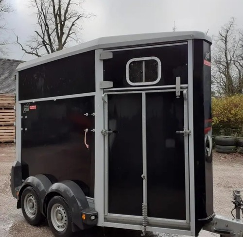 Ifor williams hb403 horsebox - ifor,
