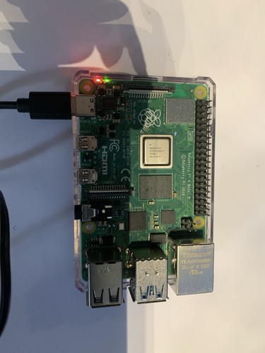 Raspberry 4b - raspberry,