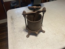 GRISWOLD ANTIQUE FRUIT GRAPE