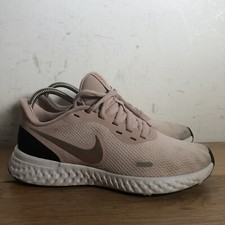 Nike Revolution 5 Trainers Barely Rose/stone mauve Uk Size 5 Great Condition