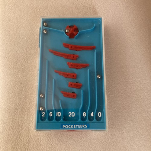 Tomy pocketeers 1975 pocket - pocketeers,