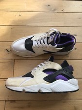 Vintage pair of Nike Air OG