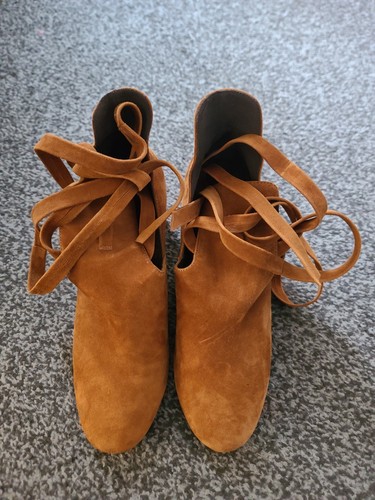 Office size tan brown block - 5,
