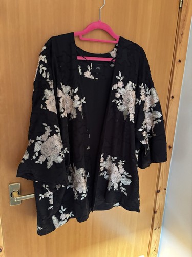 Black cream embroidered - /cream,
