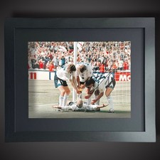 Paul Gascoigne Hand Signed