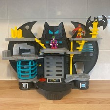 Fisher Price Imaginext DC Super Friends Batman Batcave Playset