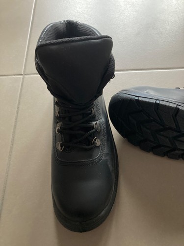 New unworn arco essentials - new,