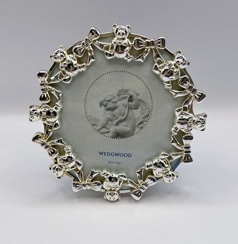 Wedgwood round picture - round,