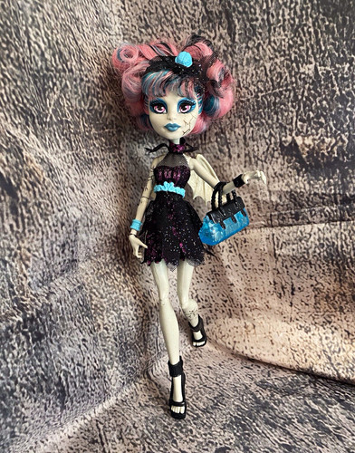 Monster high rochelle goyle - high,