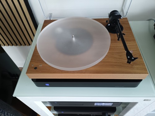 Pro ject turntable - pro-ject, walnut