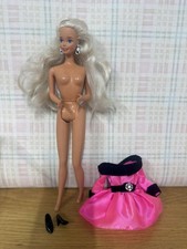 Mattel Barbie Stepping Out