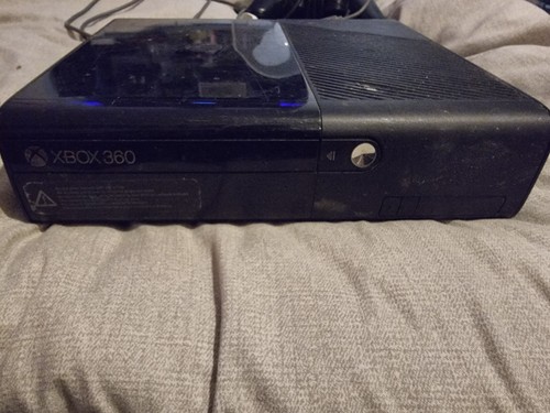 Microsoft xbox 360 4gb - e,