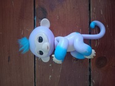 Fingerlings Monkey