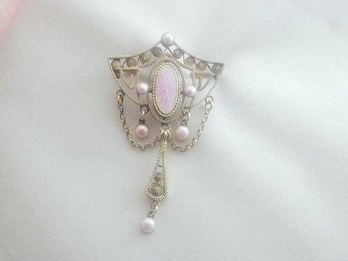 Marius hammer jugendstil pin - hammer,