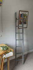 VINTAGE SMALL WOODEN LEANING LADDER  TOWEL RAIL  CLOTHES STORAGE or GARDEN DECOR