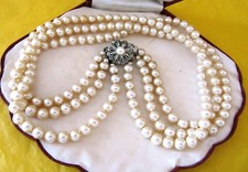 ROSITA FAUX PEARLs 3xSTRINGS