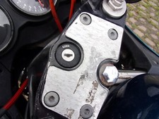 SUZUKI RF 900 ALL MODELS - LOCKSET IGNITION TANK SEAT LOCK 1 KEY BIKE BREAKING