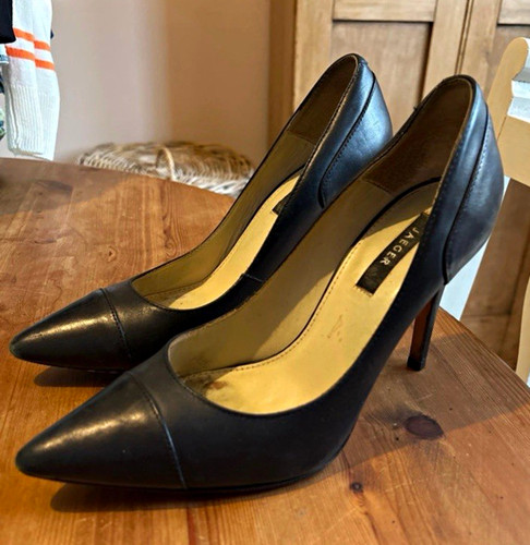Jaeger black leather - jaeger, pointed