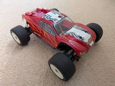 Team Associated Rc18t Truggy with upgrades, servo and battery - read description