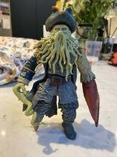 PIRATES OF THE CARIBBEAN 